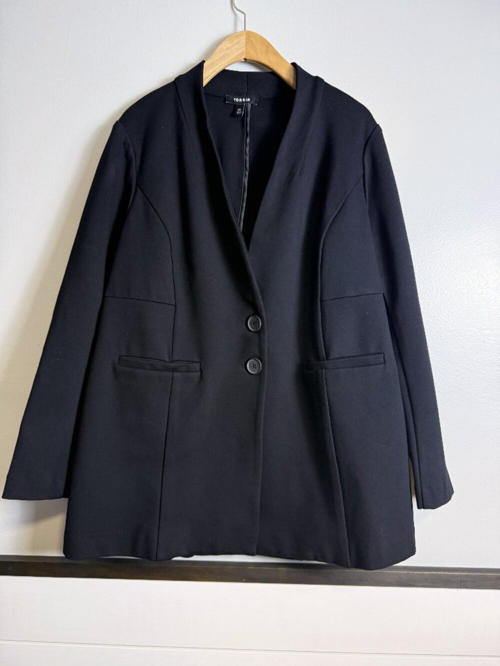 Torrid Collared Black Woman's Ponte Blazer/Jacket. Office/Work. Plus Size 00